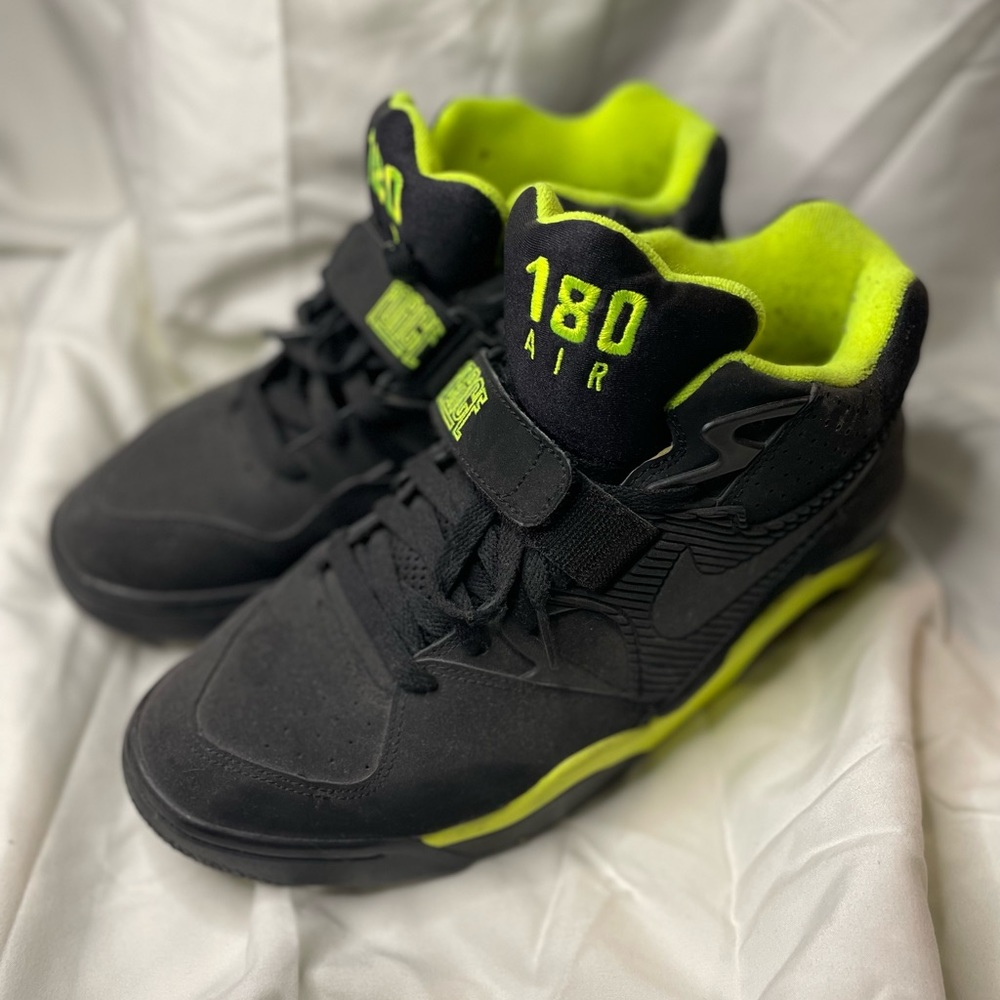 Nike Air 180
